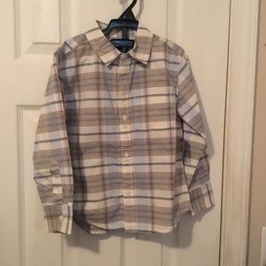 New boys button down long sleeve shirt